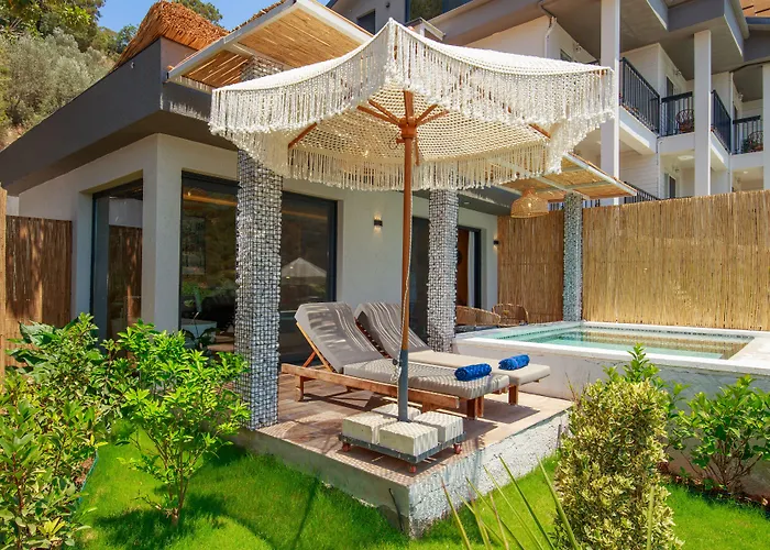 Morina Deluxe Hotel